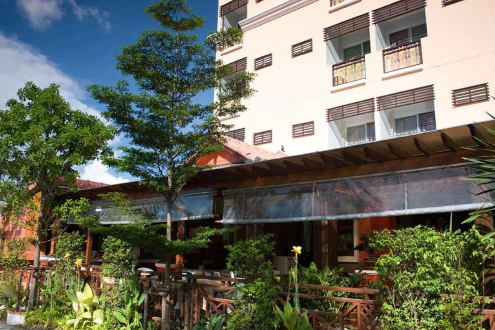 Oyo 280 Thai Garden Resort Bangkok Eksteriør bilde